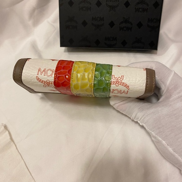 MCM wallet with box in Dad’s bag - Picture 2 of 11